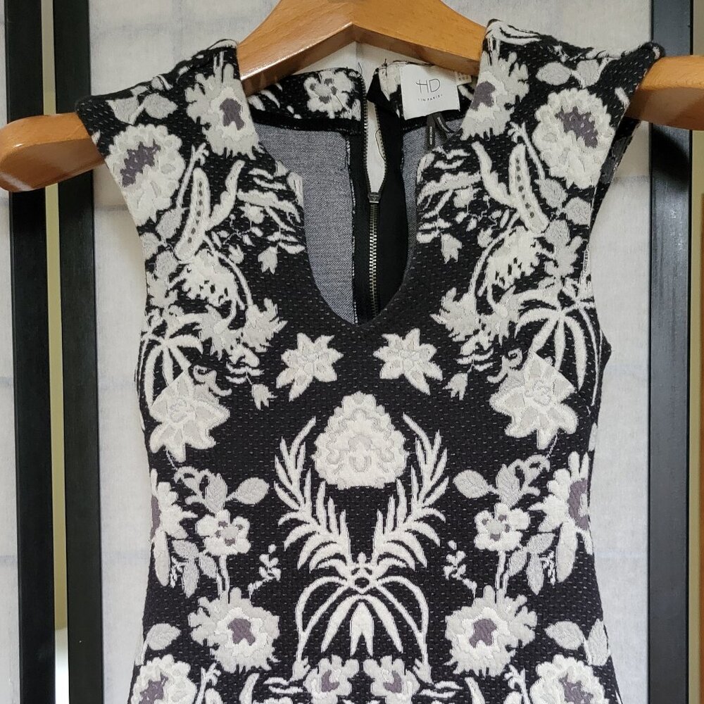 Etienne Floral Sheath Dresses - Picture 6 of 6